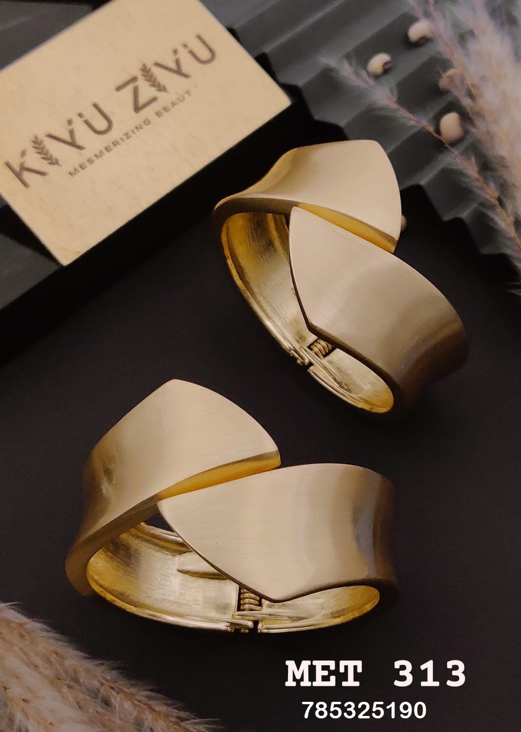 MET-313 Anti Tarnish impoted Met Finishing Bracelet