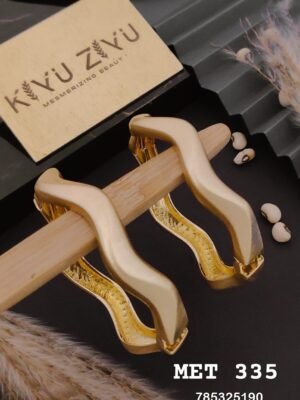 MET-335 Anti Tarnish impoted Met Finishing  Bracelet