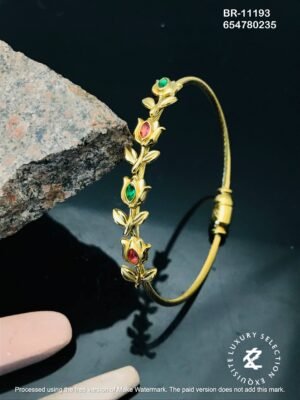 BR-11193 Anti-Tarnish Stainless Steel Tulip Style Bracelet - Kiyu ziyu By Anjni Creation